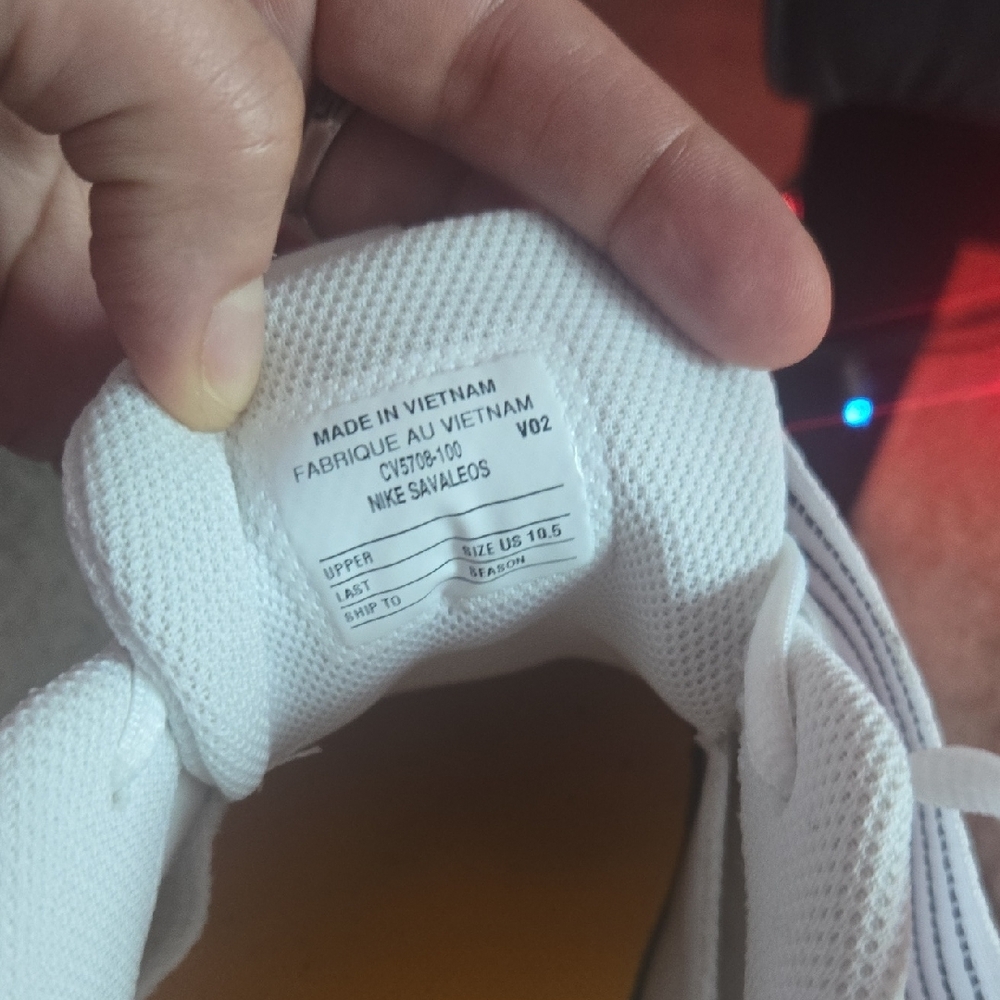 Nike Men's White and Black Sneakers - Picture 5 of 6